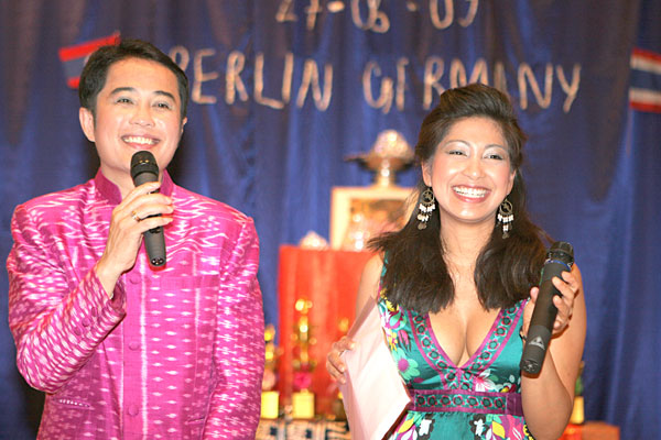 Links Toi vom R.C.A. mit schöner Nenn von Crystal Lotus - beide aus Berlin.