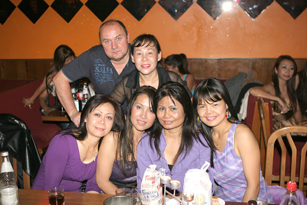 Thai-Birthday im Berliner Musik-Cafe SCORPION.