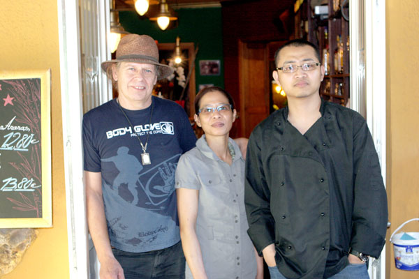 Die Betreiber der Carabao Bar in Berlin Schöneberg