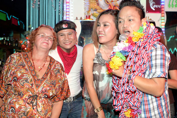 Konzert von Lukpair Uraiporn