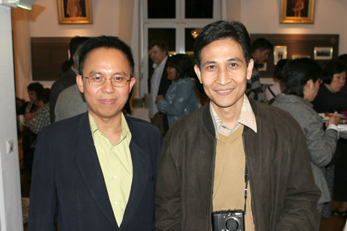 der neue Militär-Attachee rechts 2008