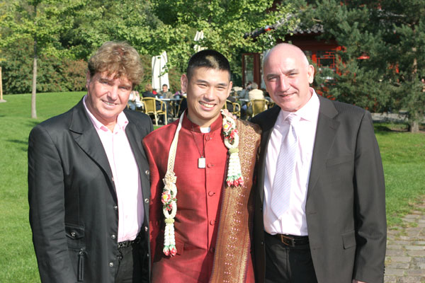 Sänger Frank Schöbel gratulierte 2008