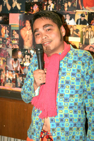 Der DJ mit der Thai-Comedy 2008