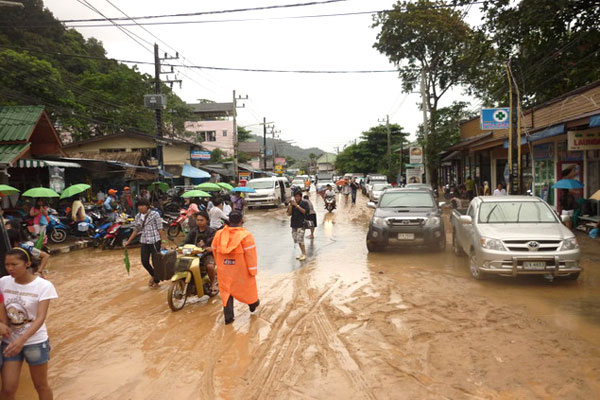 Beim Unwetter auf Koh Chang 2010