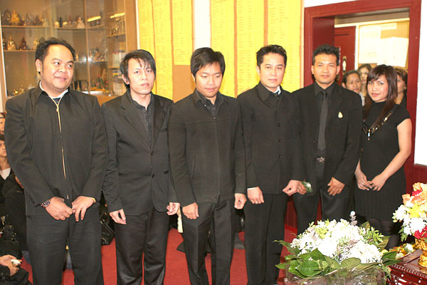 Team des RCA im Thai Tempel 2008