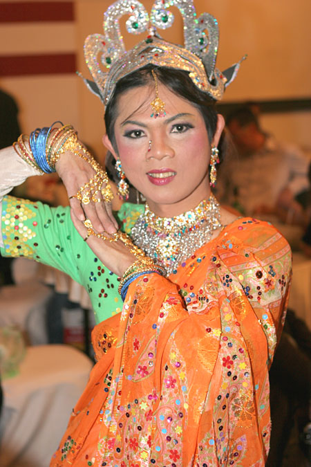 Noch eine Thaitänzerin mit dem gewissen Etwas.