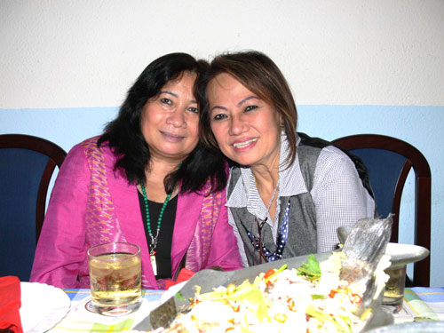 Links Pi Deng, rechts Judy - beide jetzt vom Butterfly.