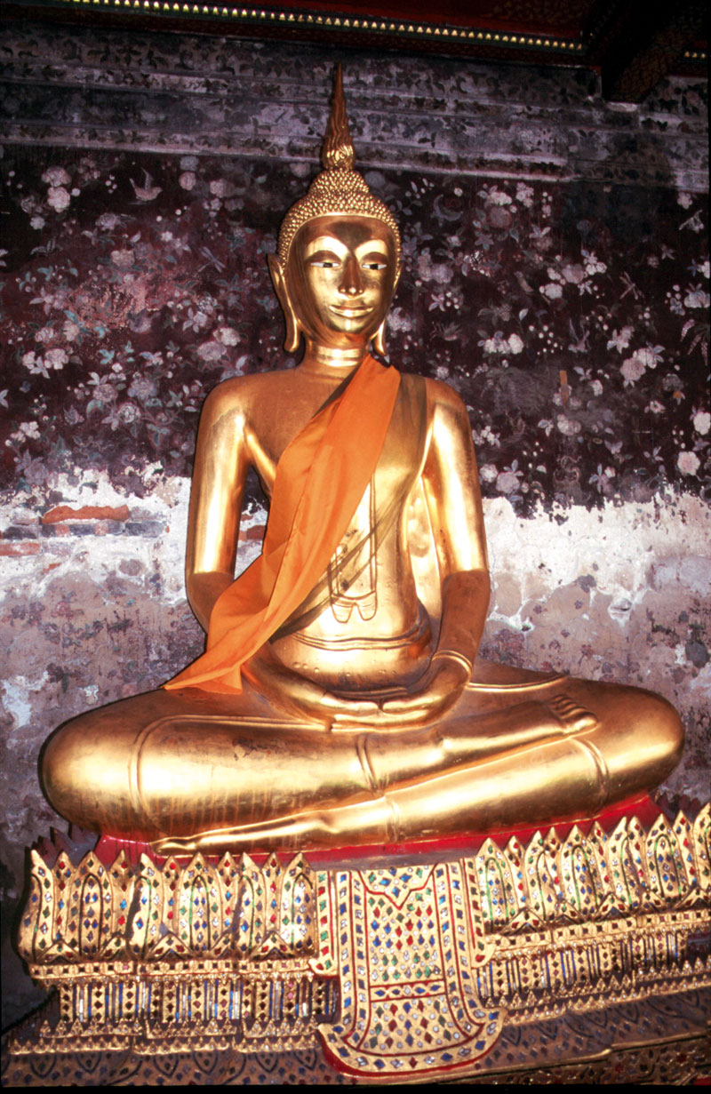 Buddha im Wat Suthat, Foto: Carsten Nass